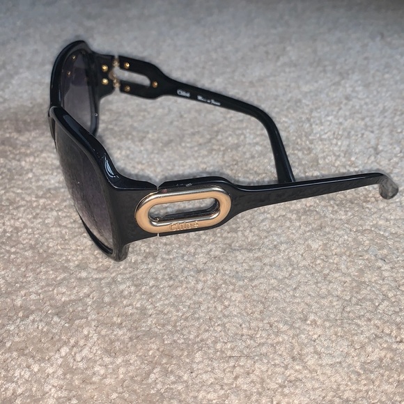 Chloe sunglasses! - Picture 1 of 5